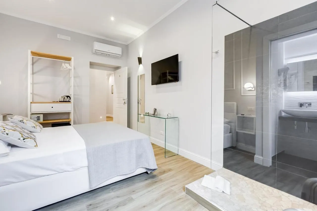 Opera Private Suites By Premium Suites Collection Rome
