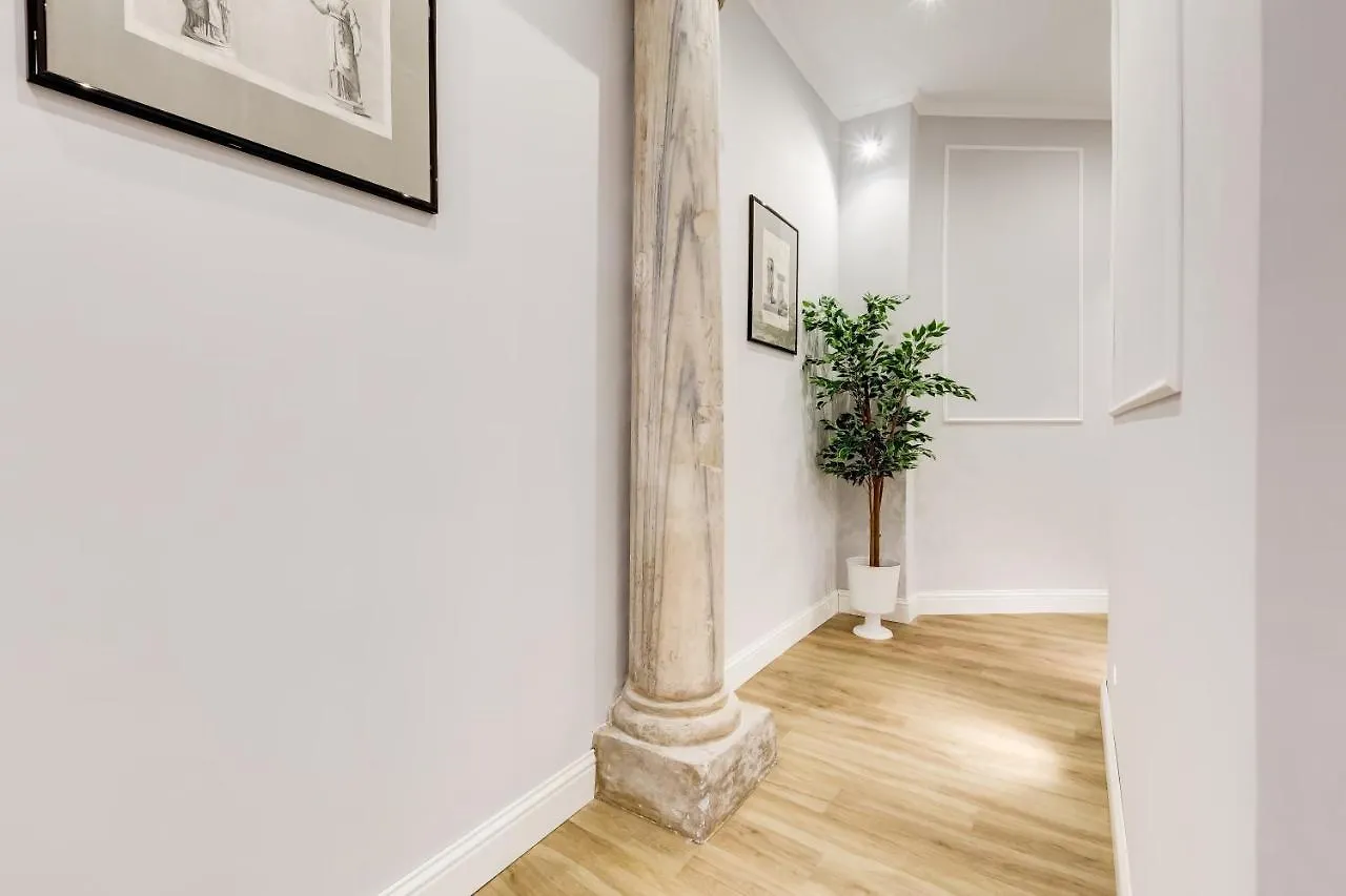 Opera Private Suites By Premium Suites Collection Rome 2*,